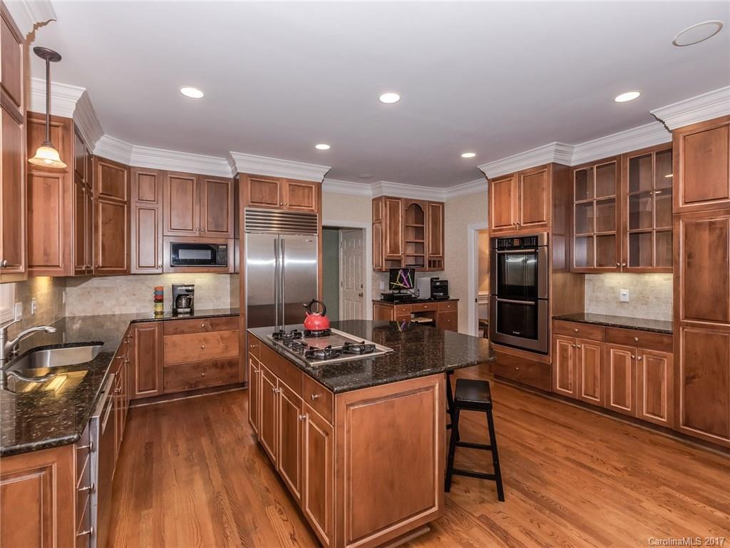 13414 Scanlan Way Davidson, NC 28036 - Photo 8 of 24 Gallery Image 8