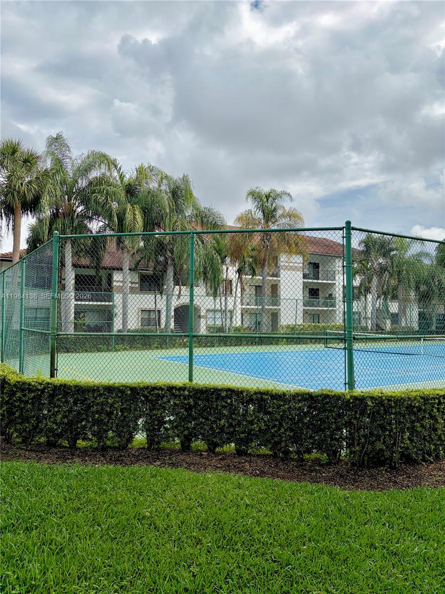 650 South Park Road, Unit 255 Hollywood, FL 33021 - Photo 26 of 31