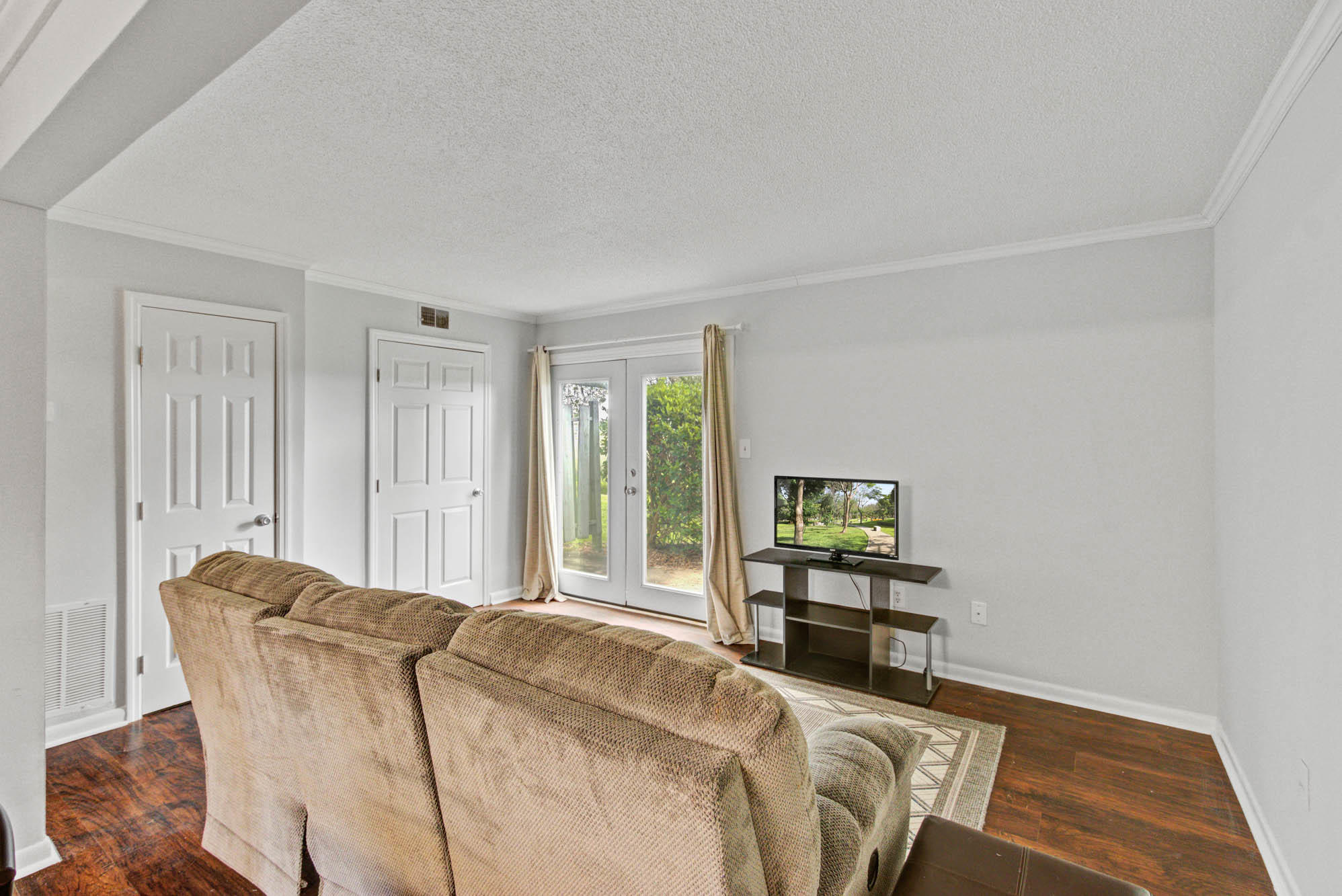2362 Parsonage Road, Unit 11D Charleston, SC 29414 - Photo 5 of 19 CalSiglerPhotography-2362Parsonage (6)