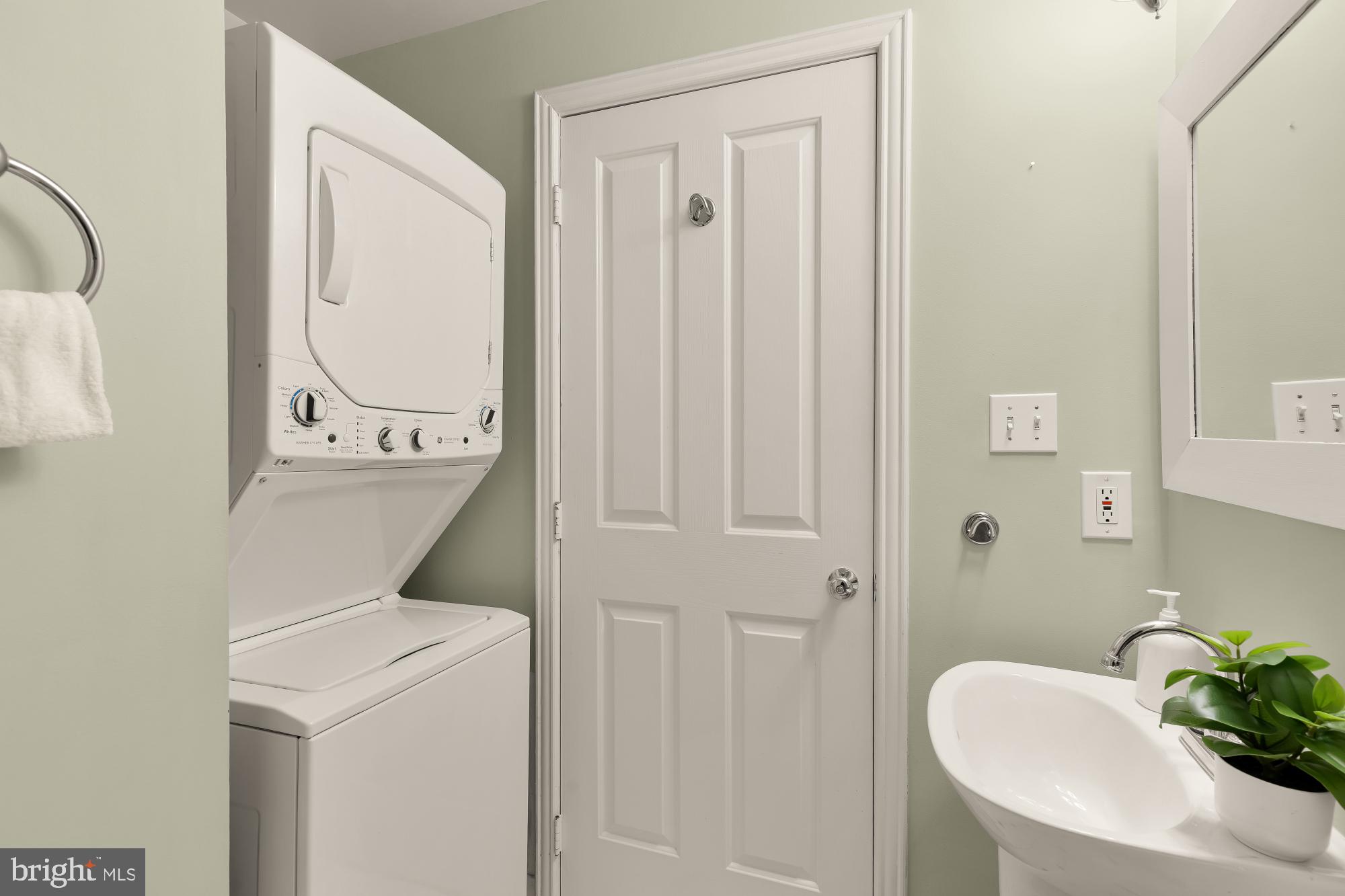 1807 California Street Northwest, Unit T1 Washington, DC 20009 - Photo 13 of 20