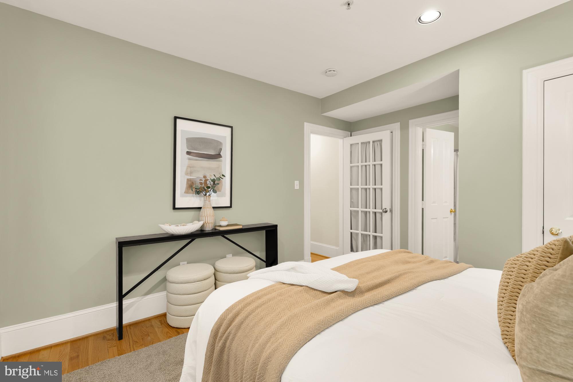 1807 California Street Northwest, Unit T1 Washington, DC 20009 - Photo 16 of 20