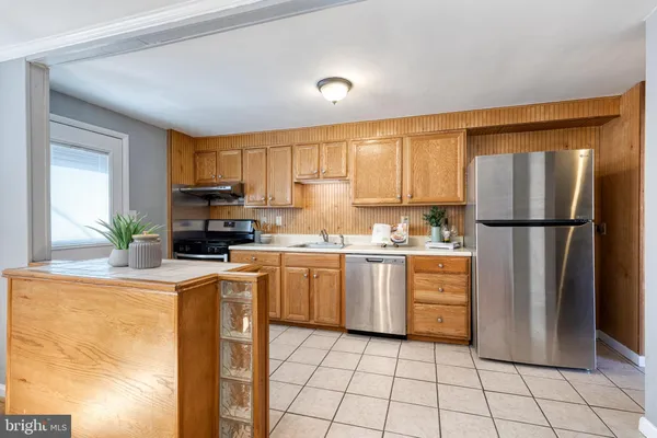 $295,000 | 933 Circle Drive, Halethorpe, MD 21227