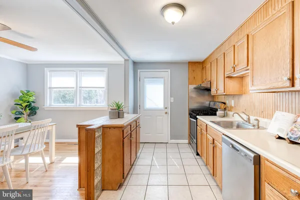 $295,000 | 933 Circle Drive, Halethorpe, MD 21227