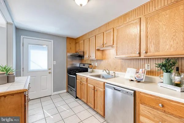 $295,000 | 933 Circle Drive, Halethorpe, MD 21227