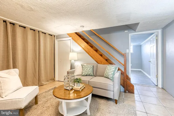 $295,000 | 933 Circle Drive, Halethorpe, MD 21227