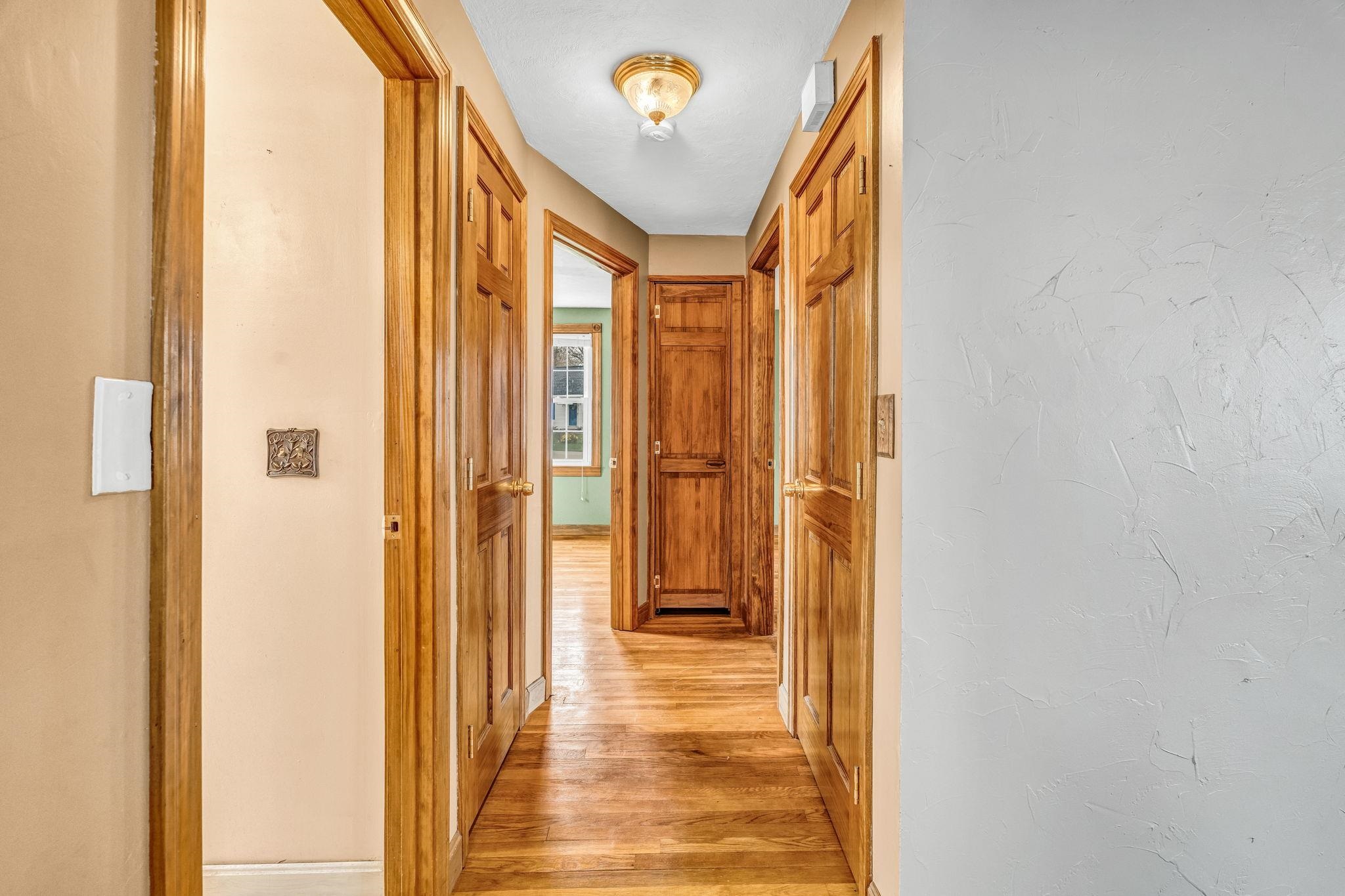 16 Naves Road Hampton, NH 03842 - Photo 11 of 60