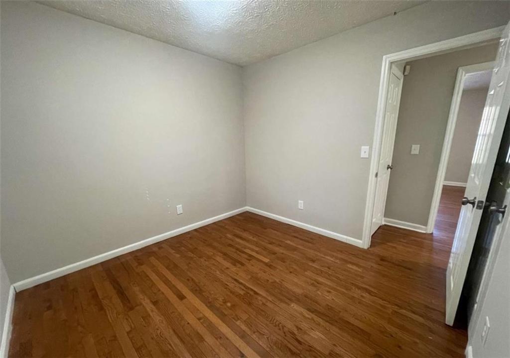 3015 Cascade Manor Drive Decatur, GA 30034 - Photo 12 of 17 Gallery Image 12