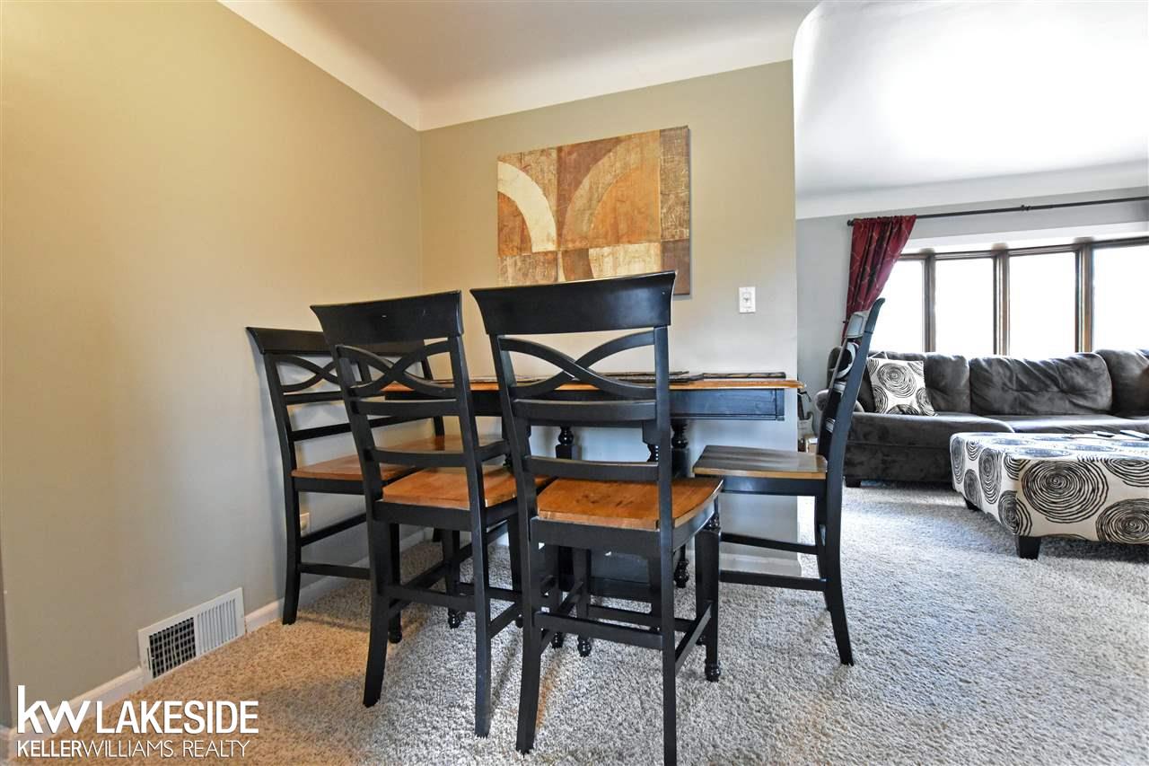47095 Greenview Road Utica, MI 48317 - Photo 4 of 19 50027388-3.JPG