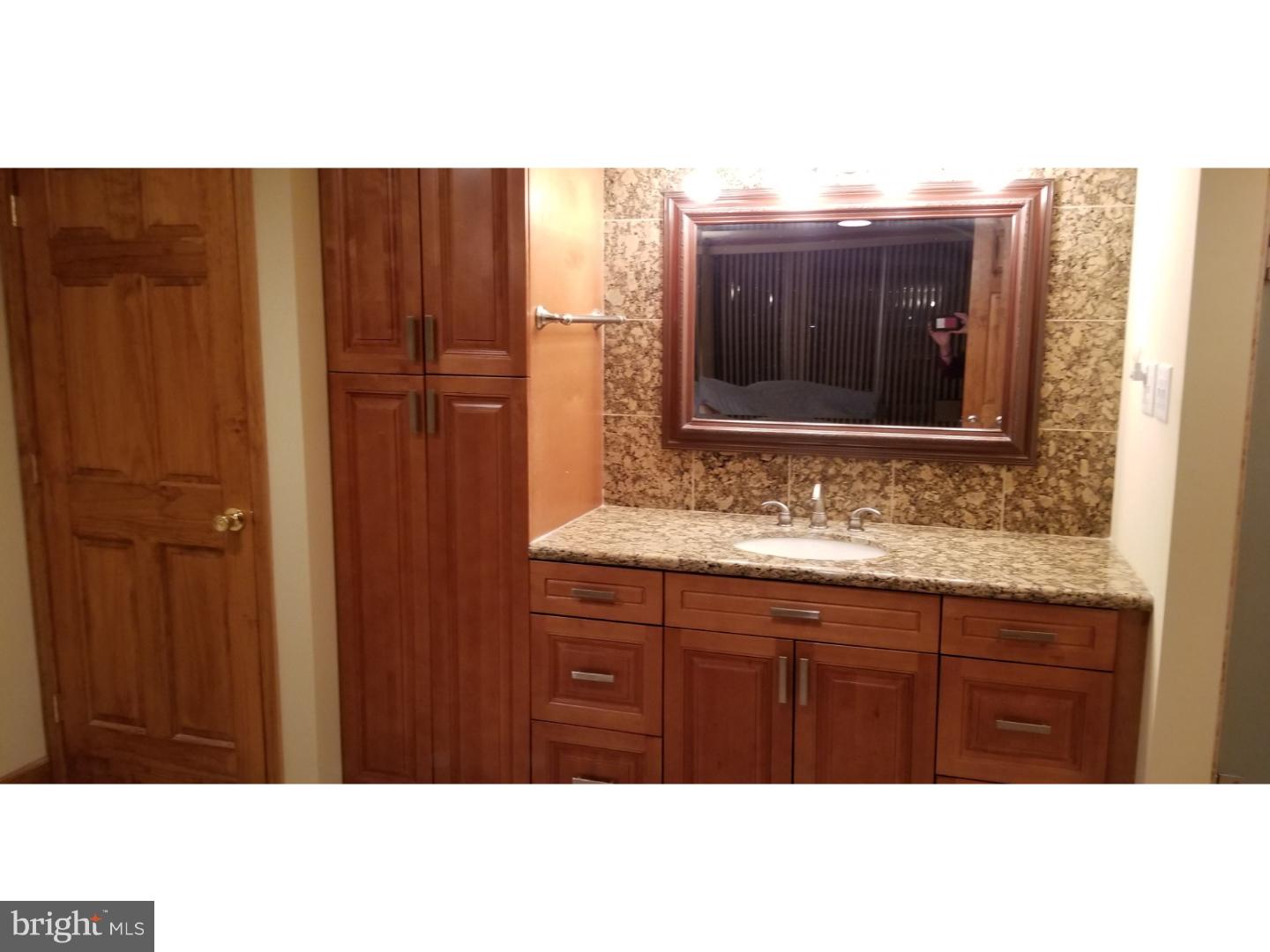 3900 West Ford Road, Unit 17H Philadelphia, PA 19131 - Photo 9 of 17