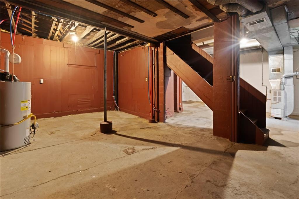 1126 Church Avenue McKees Rocks, PA 15136 - Photo 12 of 21