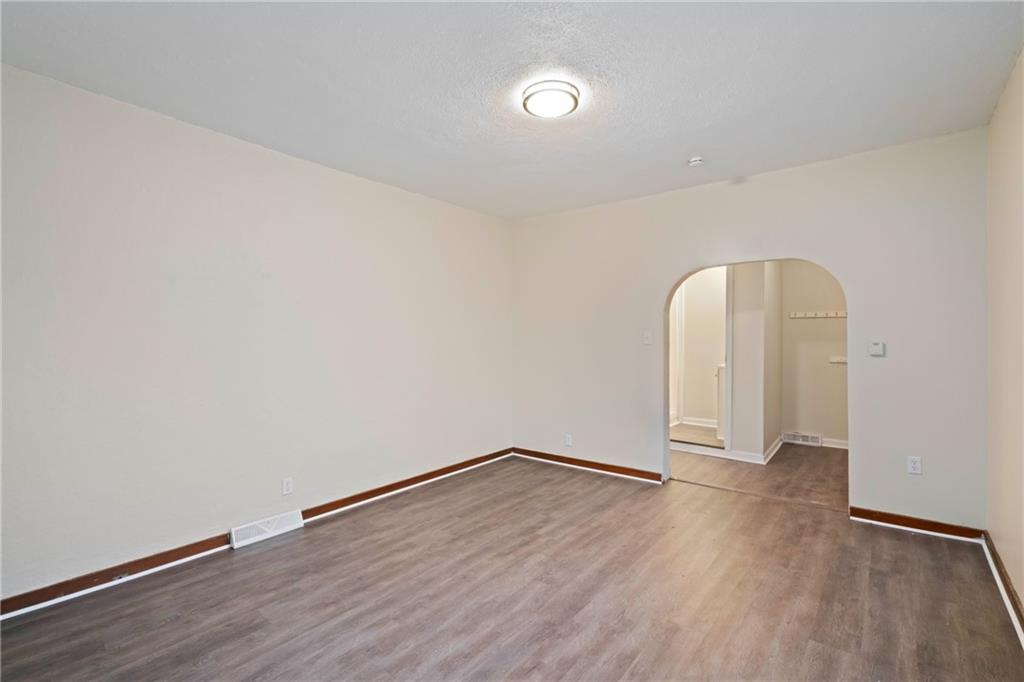 1126 Church Avenue McKees Rocks, PA 15136 - Photo 5 of 21