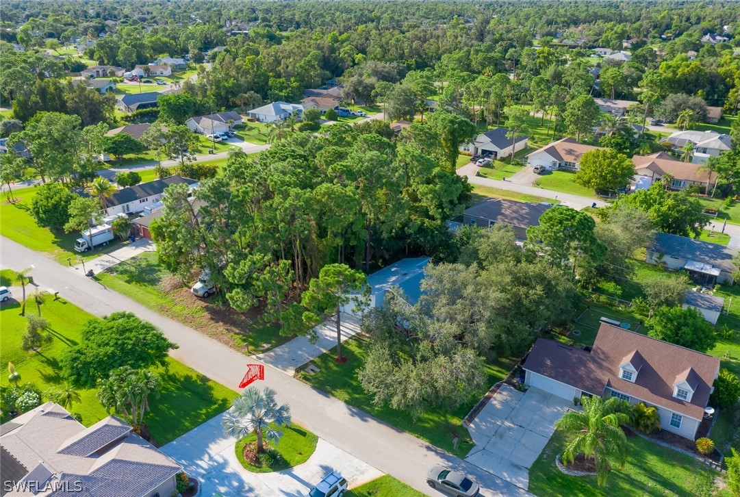 8325 Cardinal Road Fort Myers, FL 33967 - Photo 3 of 32 Gallery Image 3