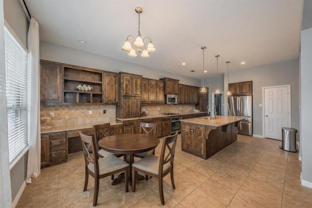 1020 Longhill Way Forney, TX 75126 - Photo 12 of 39