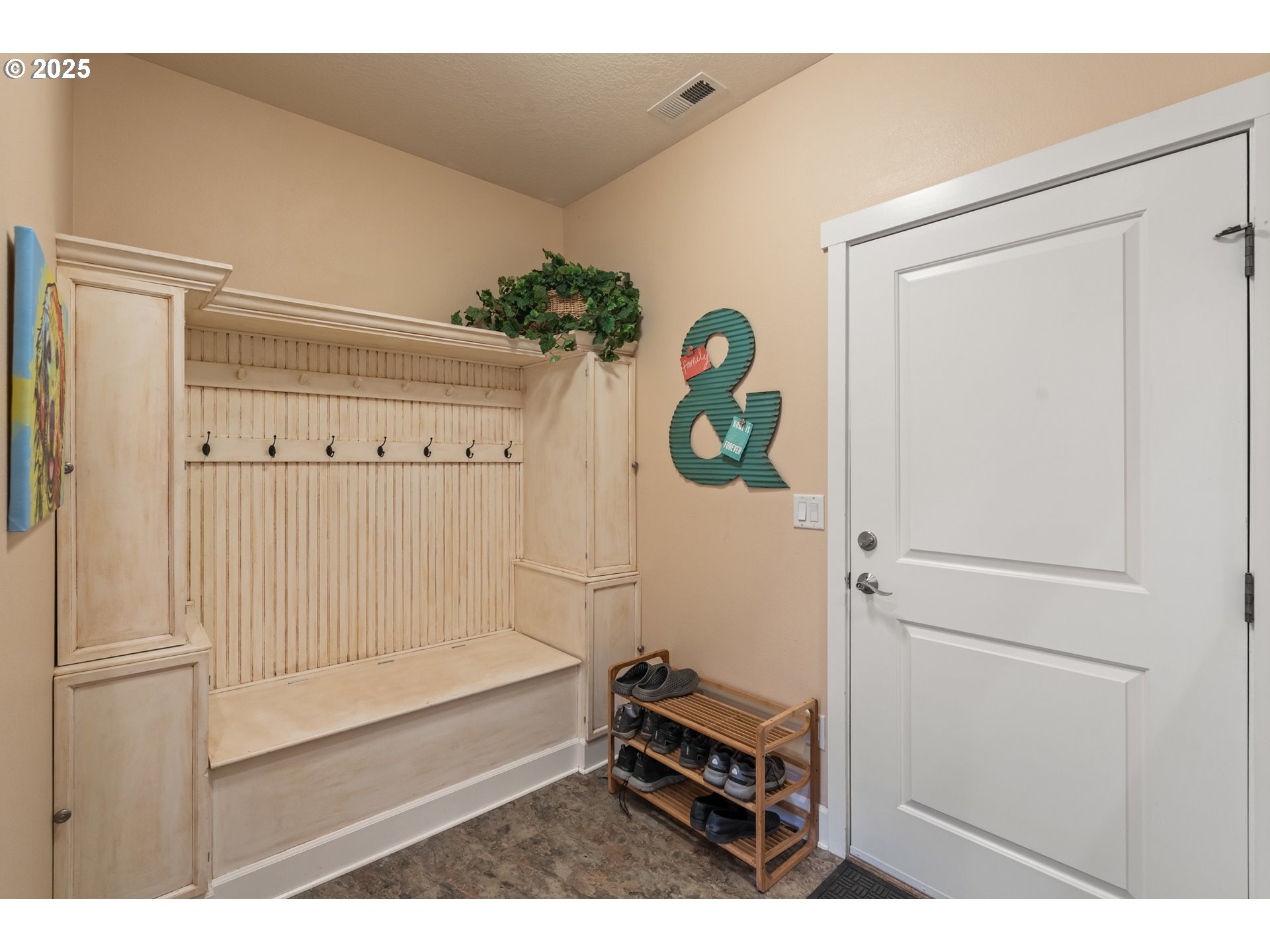 2809 Dead Indian Memorial Road Ashland, OR 97520 - Photo 29 of 45 a bathroom with a tub and a shower
