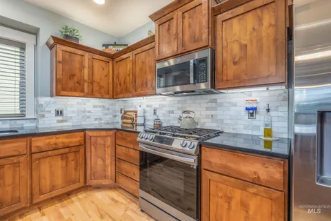 $520,000 | 6756 South Talasi Avenue, Boise, ID 83709