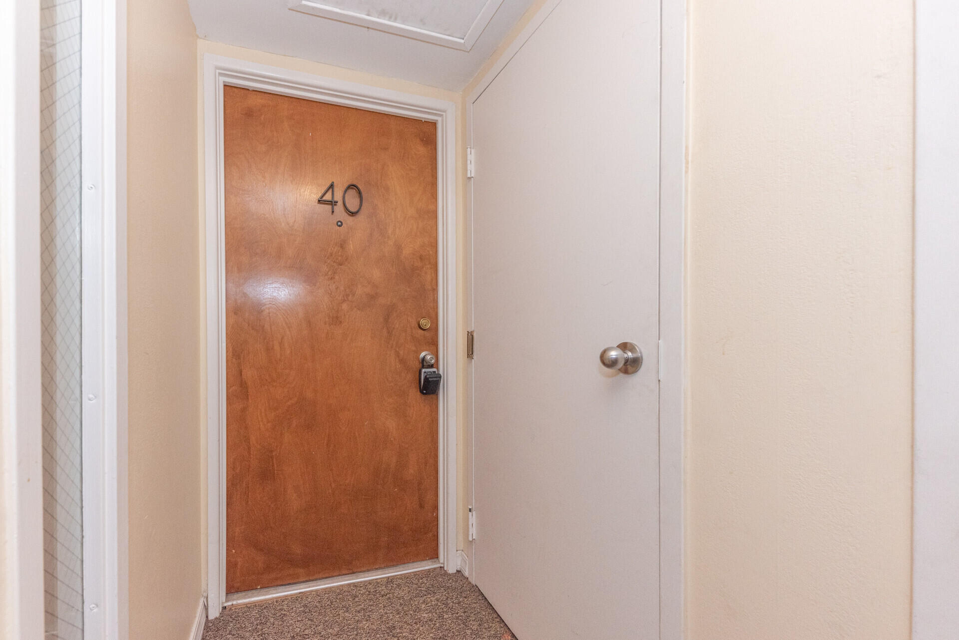 2405 Packard Road Ann Arbor, MI 48104 - Photo 32 of 34 002_2