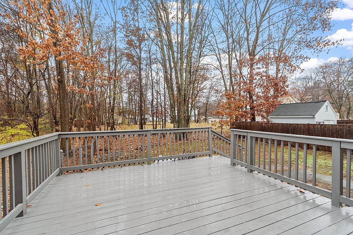 5 R Phillip Road, Unit RIGHT R Derry, NH 03038 - Photo 26 of 30