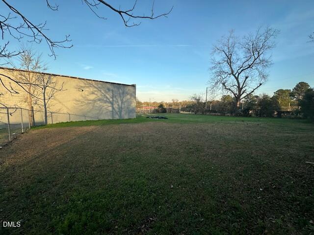 902 Douglas Street South Wilson, NC 27893 - Photo 9 of 11 a view of a big yard
