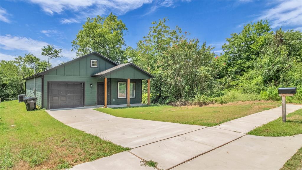 716 East Chestnut Street Denison, TX 75021 - Photo 25 of 26 Front house
