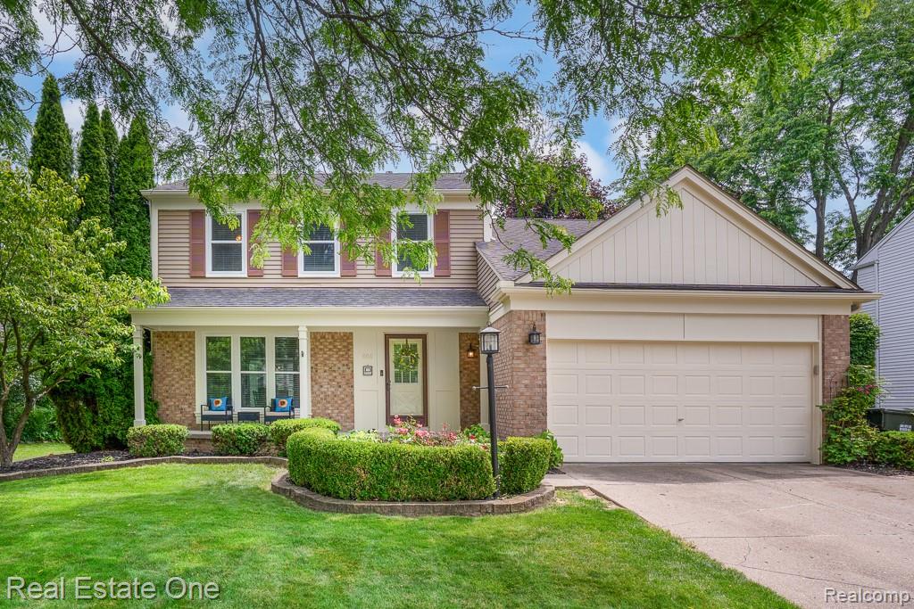 606 Whitney Drive Rochester, MI 48307 - Photo 1 of 42 606 Whitney_MLS-031.jpg