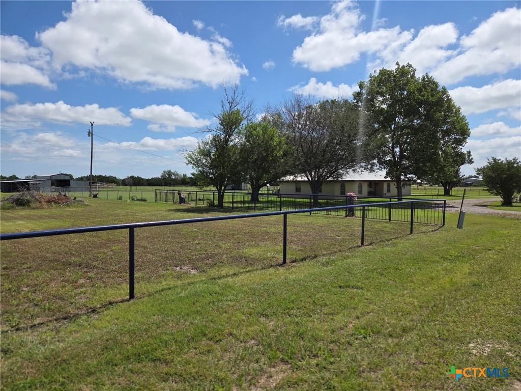 113 Leisure Acres Road Gatesville, TX 76528 - Photo 4 of 39