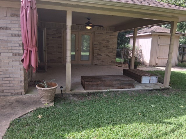 2232 Azalea Circle Huntsville, TX 77340 - Photo 19 of 24 Covered back porch