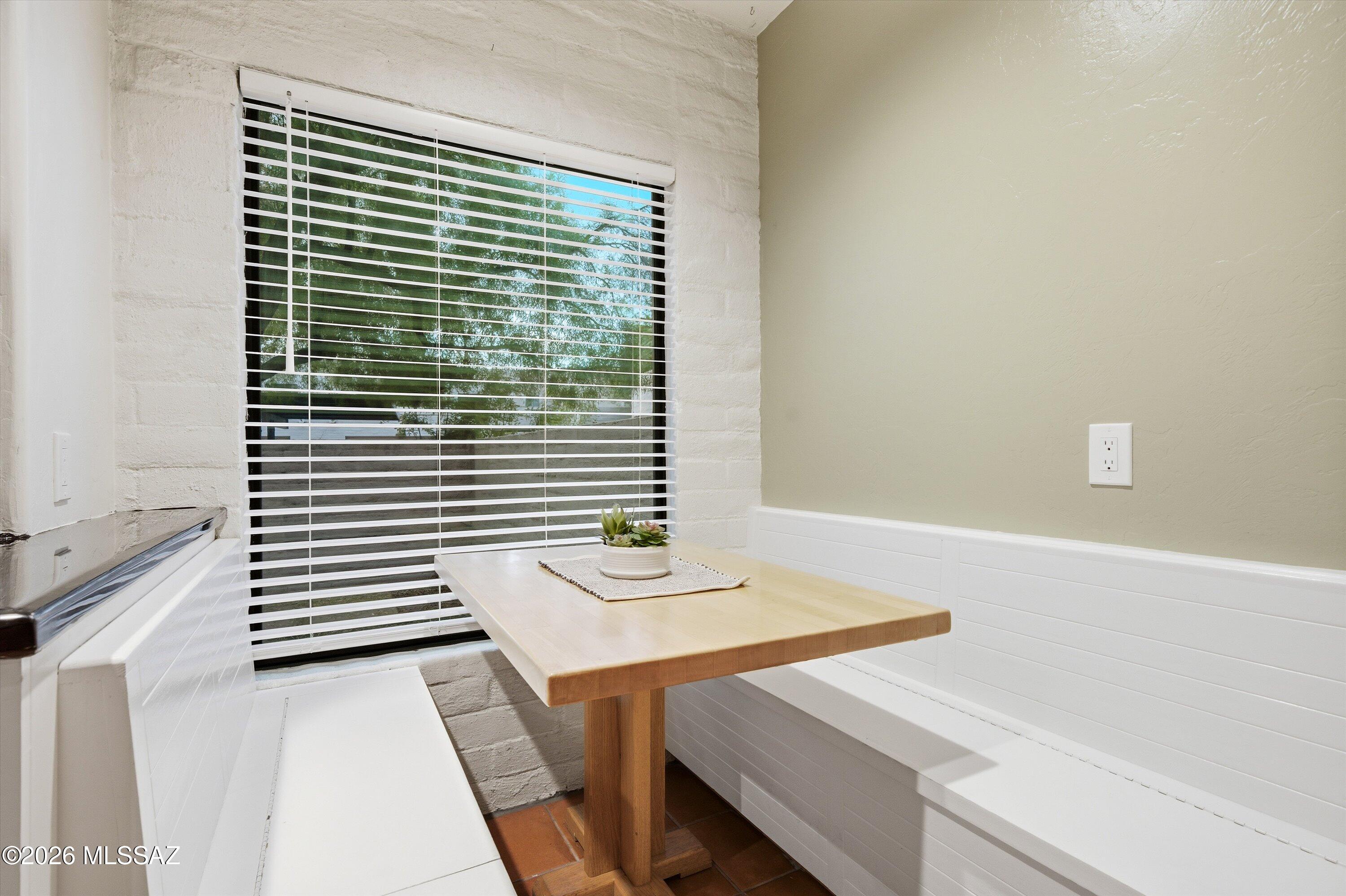 2882 East Sierra Vista Road Tucson, AZ 85716 - Photo 17 of 43 Breakfast Nook