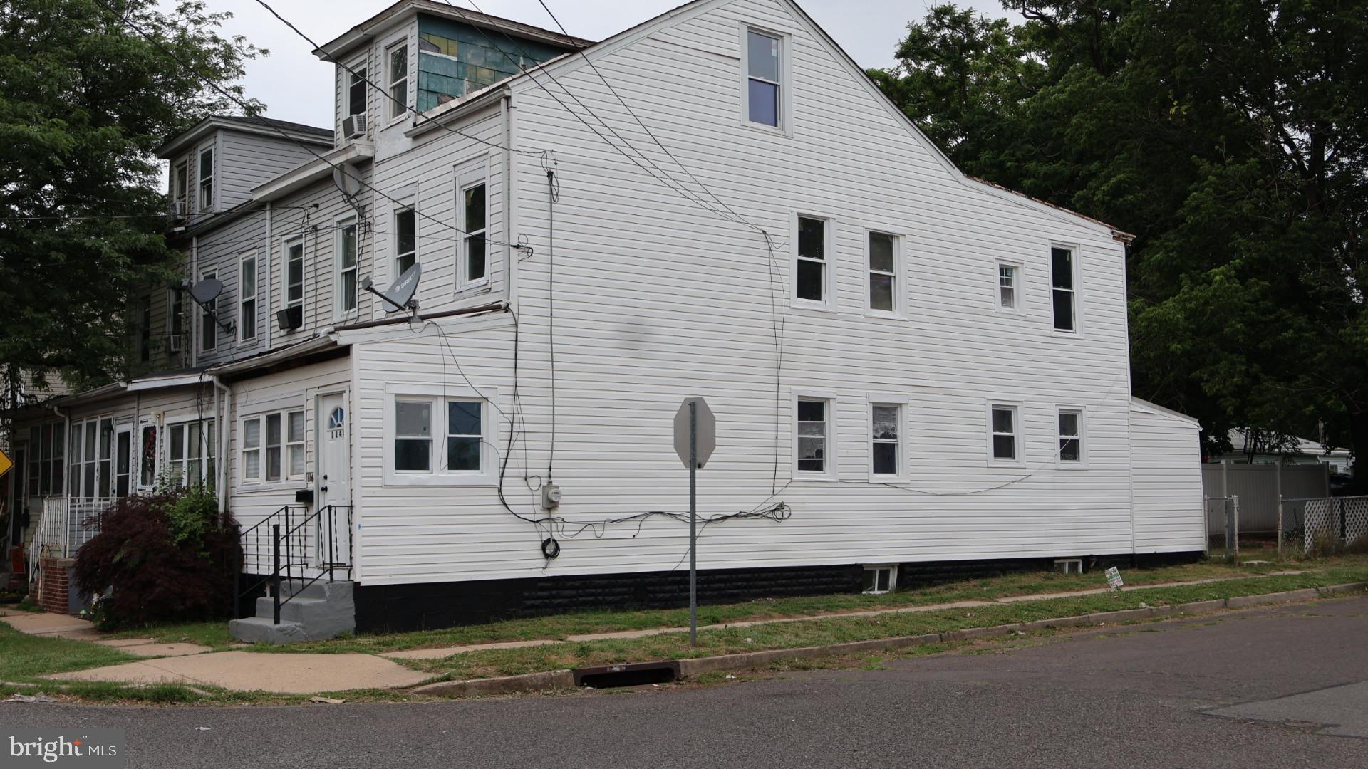 1144 William Street Hamilton, NJ 08610 - Photo 2 of 15