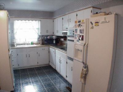 1932 Beacon Hill Road Lexington, KY 40504 - Photo 4 of 4 Kitchen