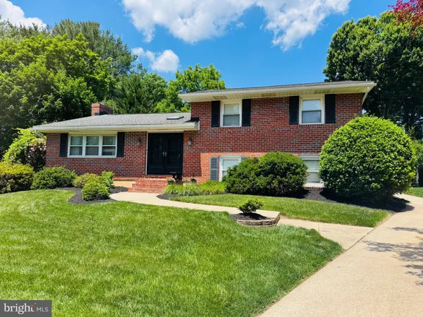 $582,500 | 916 Farmstead Road, Cockeysville, MD 21030