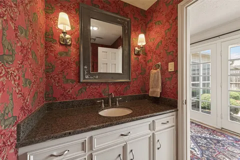 $485,000 | 6 Charleston Street South, Sugar Land, TX 77478