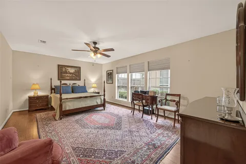 $485,000 | 6 Charleston Street South, Sugar Land, TX 77478