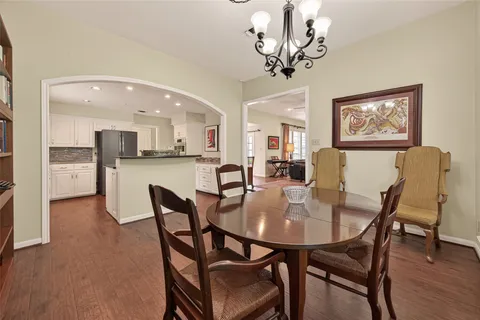 $485,000 | 6 Charleston Street South, Sugar Land, TX 77478