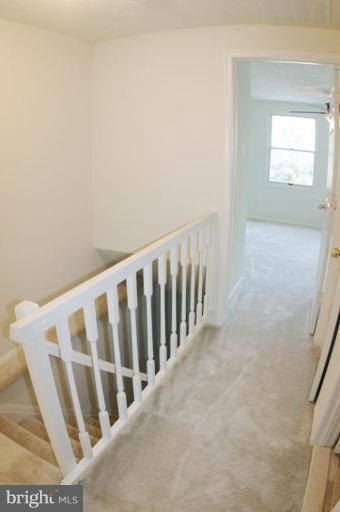 8090 Grandview Court Springfield, VA 22153 - Photo 14 of 23 Hallway