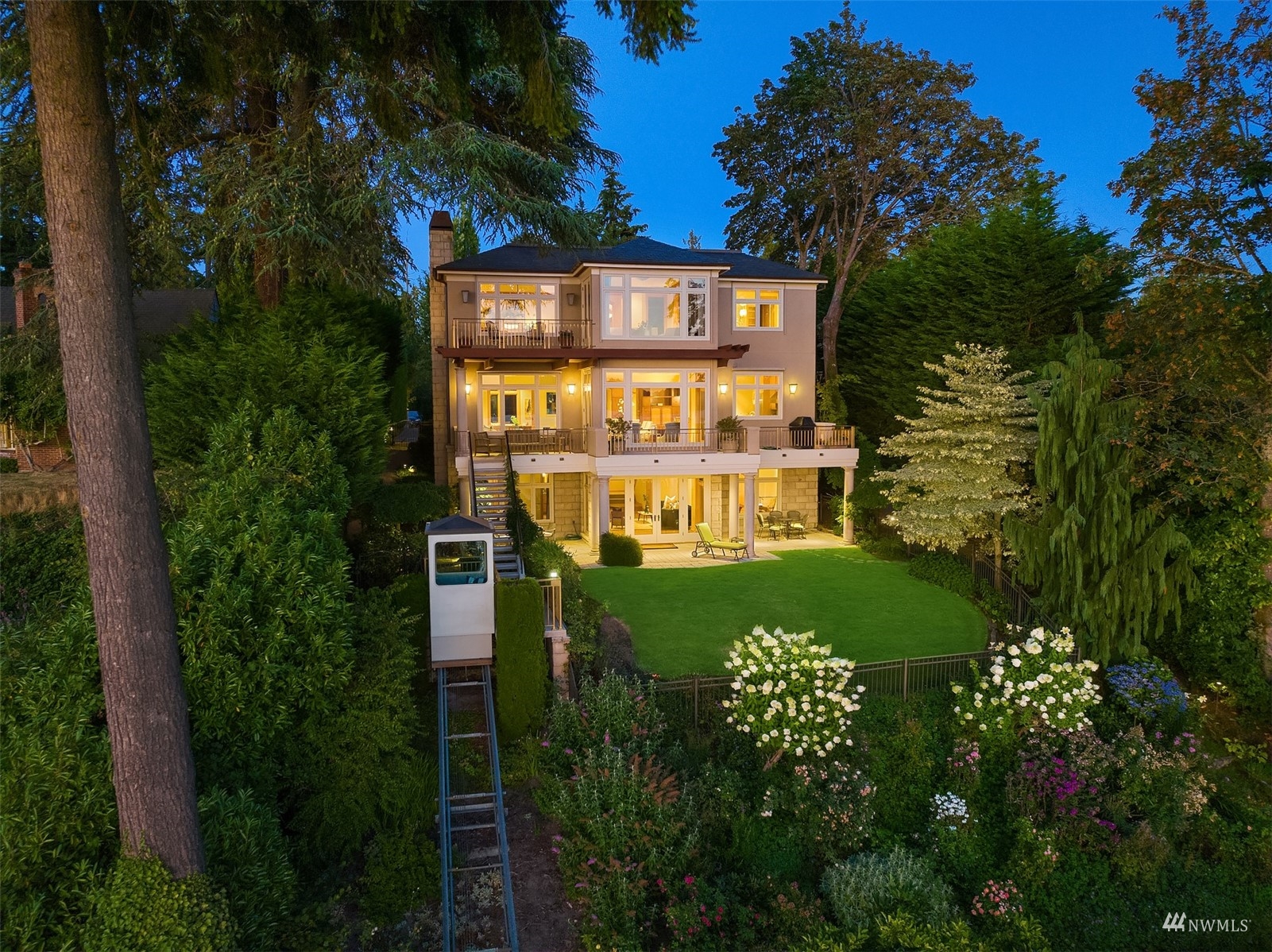 a view of a sign board