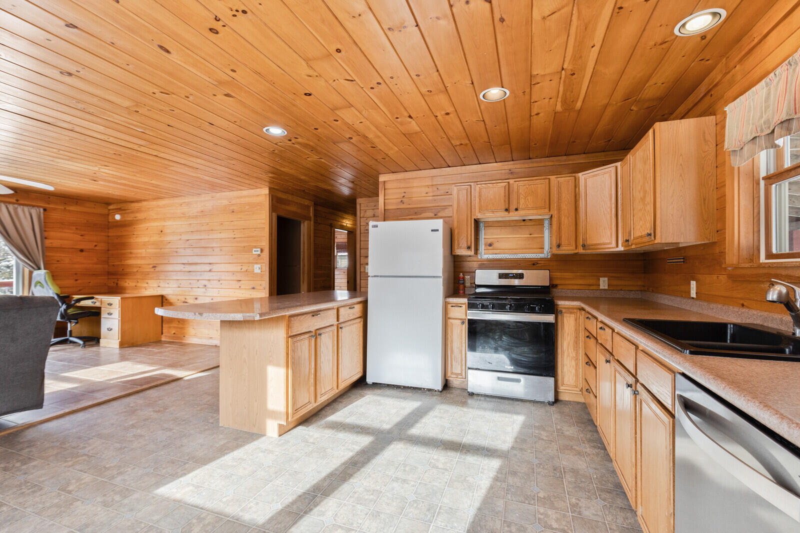 45 Carter Road Troy, ME 04987 - Photo 9 of 36 Kitchen