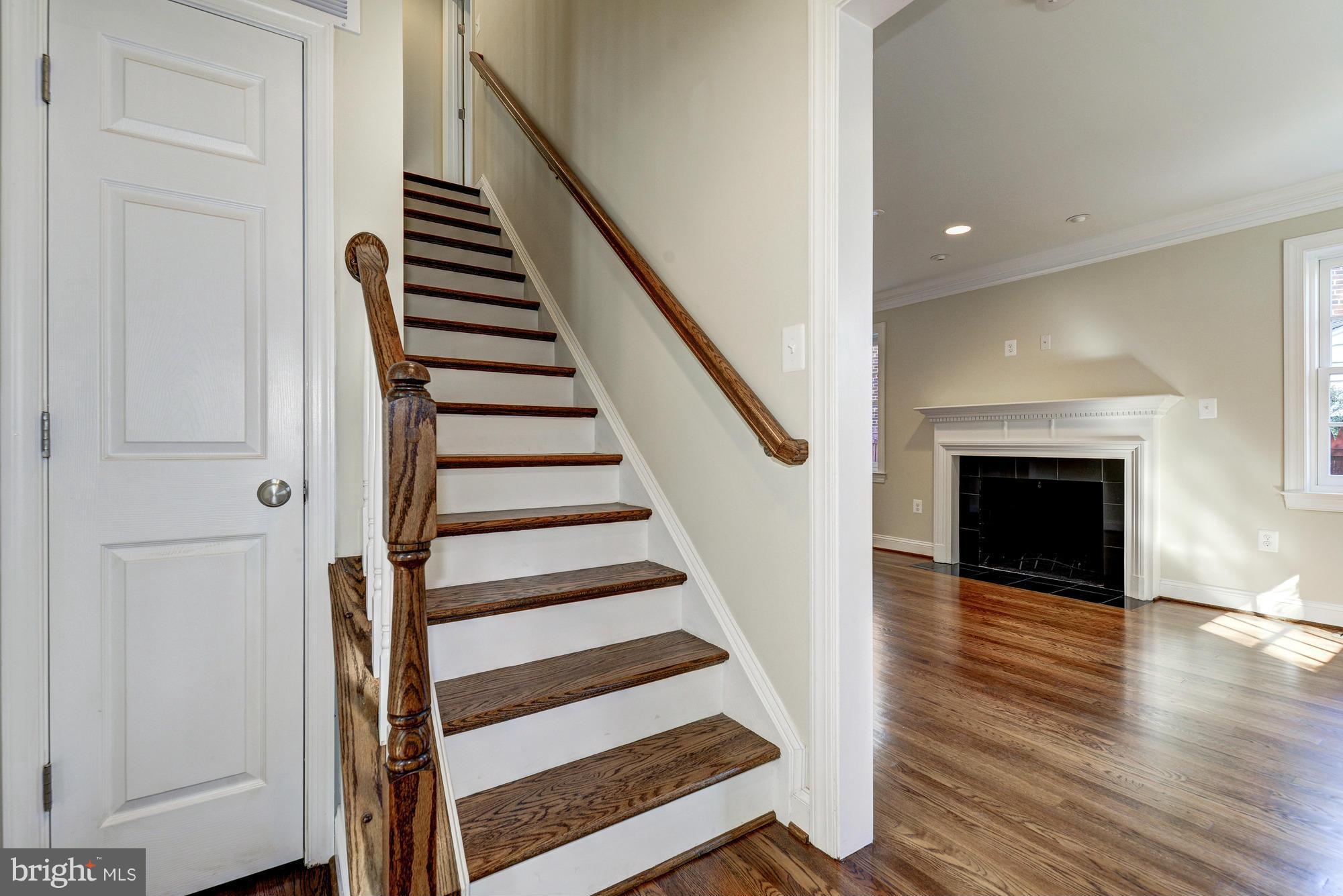 4236 Reno Road Northwest Washington, DC 20008 - Photo 2 of 23 Interior (General)