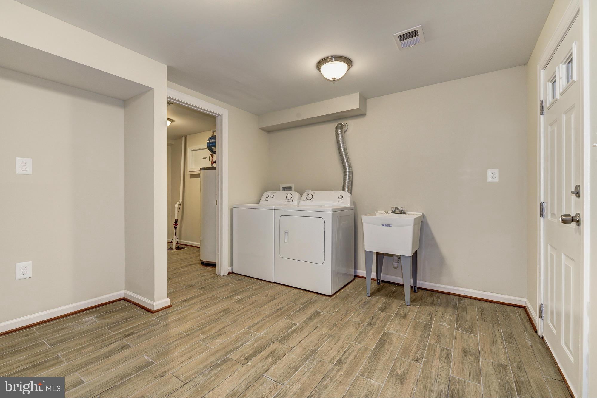 4236 Reno Road Northwest Washington, DC 20008 - Photo 19 of 23 Interior (General)