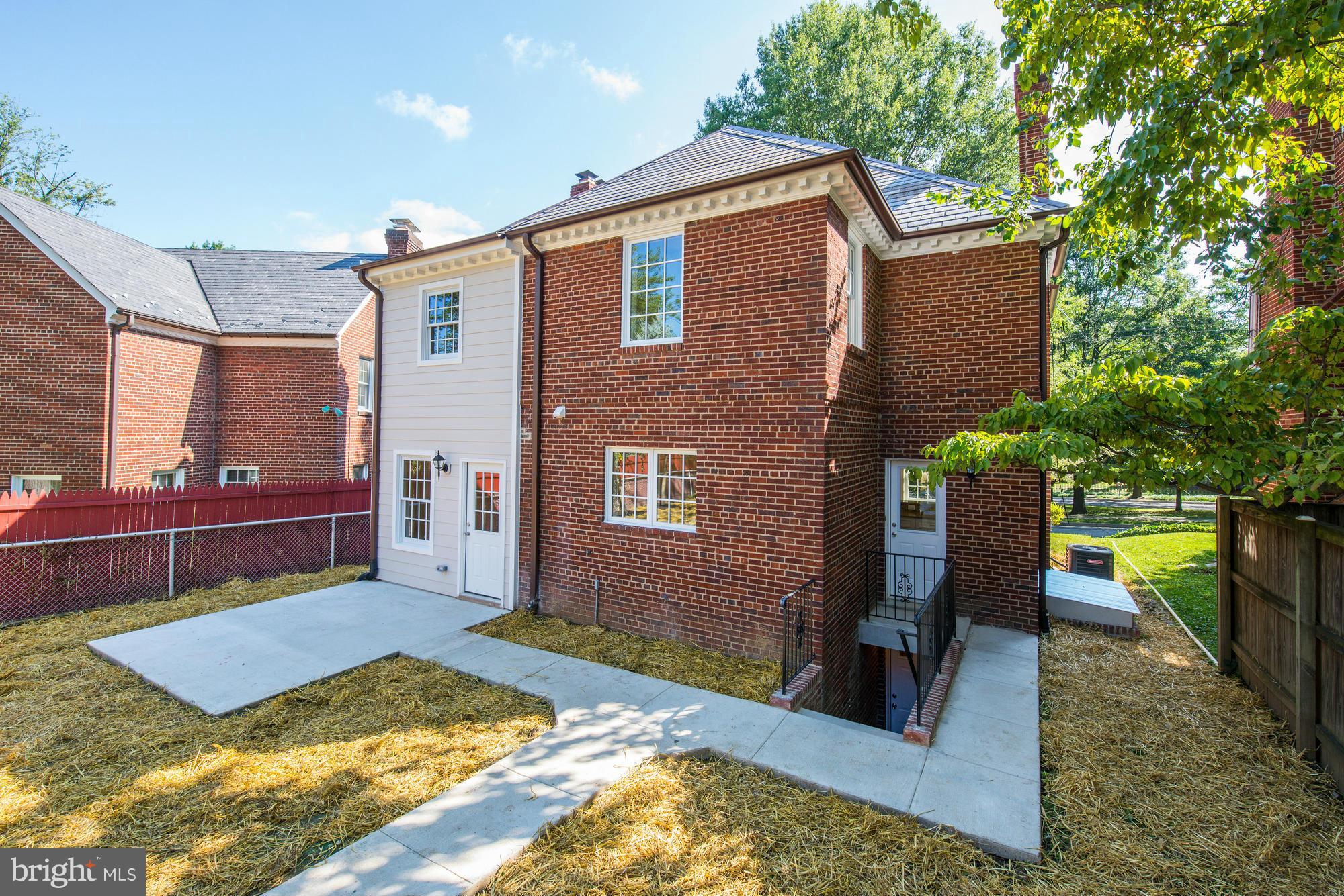 4236 Reno Road Northwest Washington, DC 20008 - Photo 22 of 23 Exterior (Rear)
