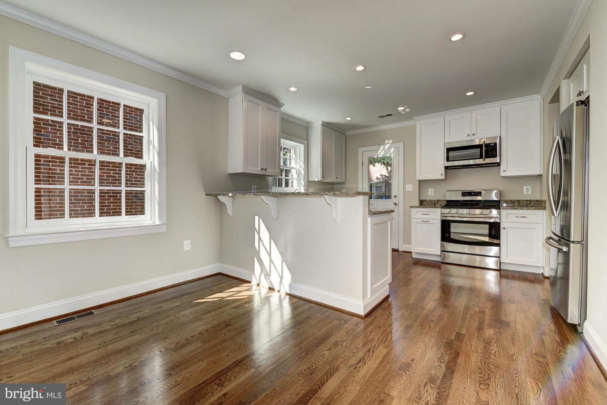 4236 Reno Road Northwest Washington, DC 20008 - Photo 8 of 23 Dining Room