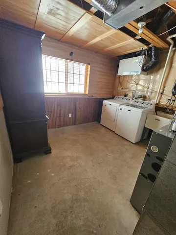 $300,000 | 1833 Joe's Lake Road, Cambridge, MN 55008