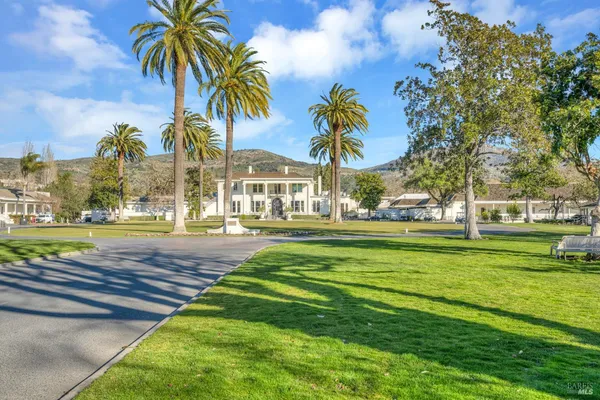 $950,000 | 170 Westgate Drive, Napa, CA 94558