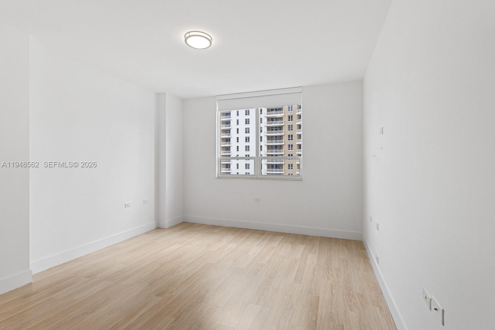 801 Brickell Key Boulevard, Unit 1005 Miami, FL 33131 - Photo 8 of 21 Bedroom