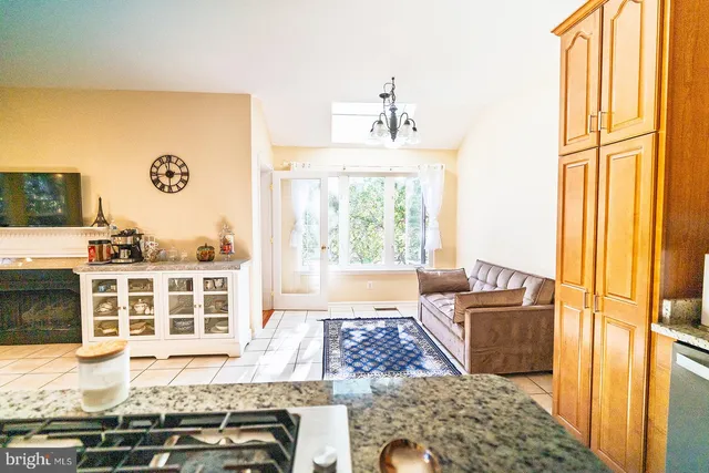 $769,999 | 43793 Steinbeck Square, Ashburn, VA 20147