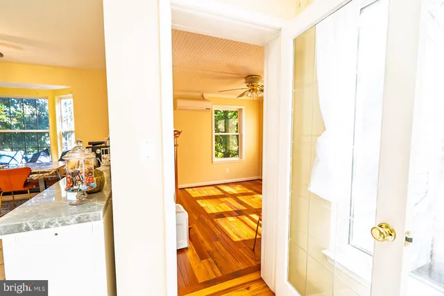 $769,999 | 43793 Steinbeck Square, Ashburn, VA 20147