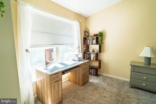 $769,999 | 43793 Steinbeck Square, Ashburn, VA 20147