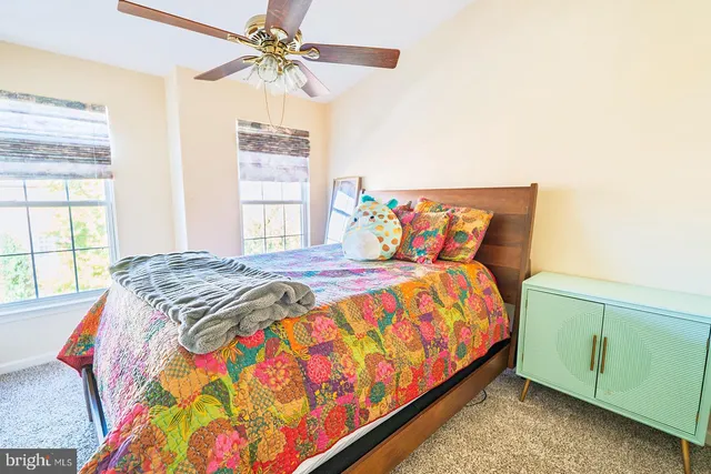 $769,999 | 43793 Steinbeck Square, Ashburn, VA 20147