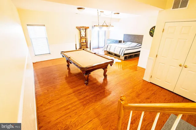 $769,999 | 43793 Steinbeck Square, Ashburn, VA 20147