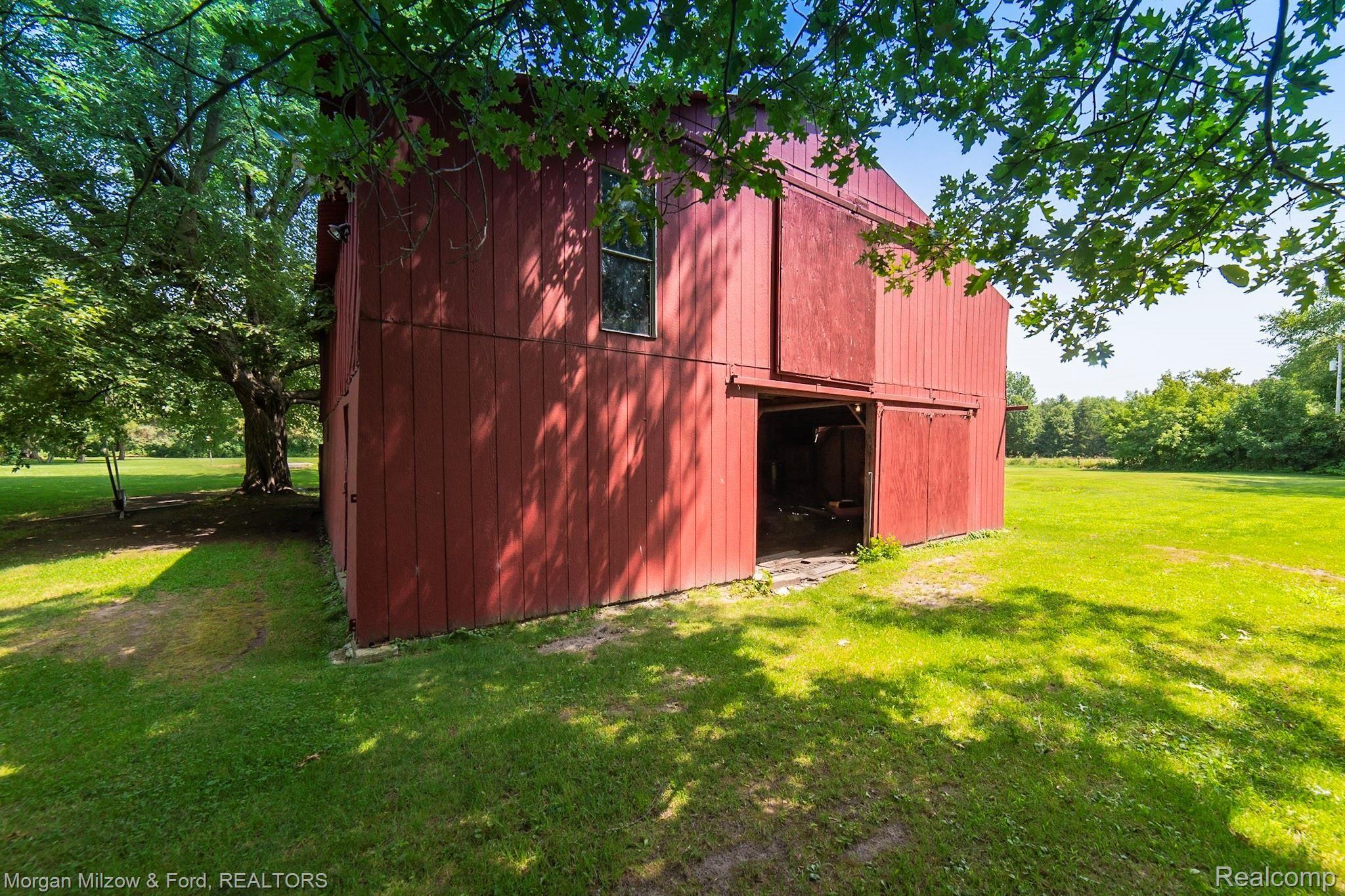 11855 Shaffer Road Davisburg, MI 48350 - Photo 38 of 50 11855 Shaffer (37).jpg