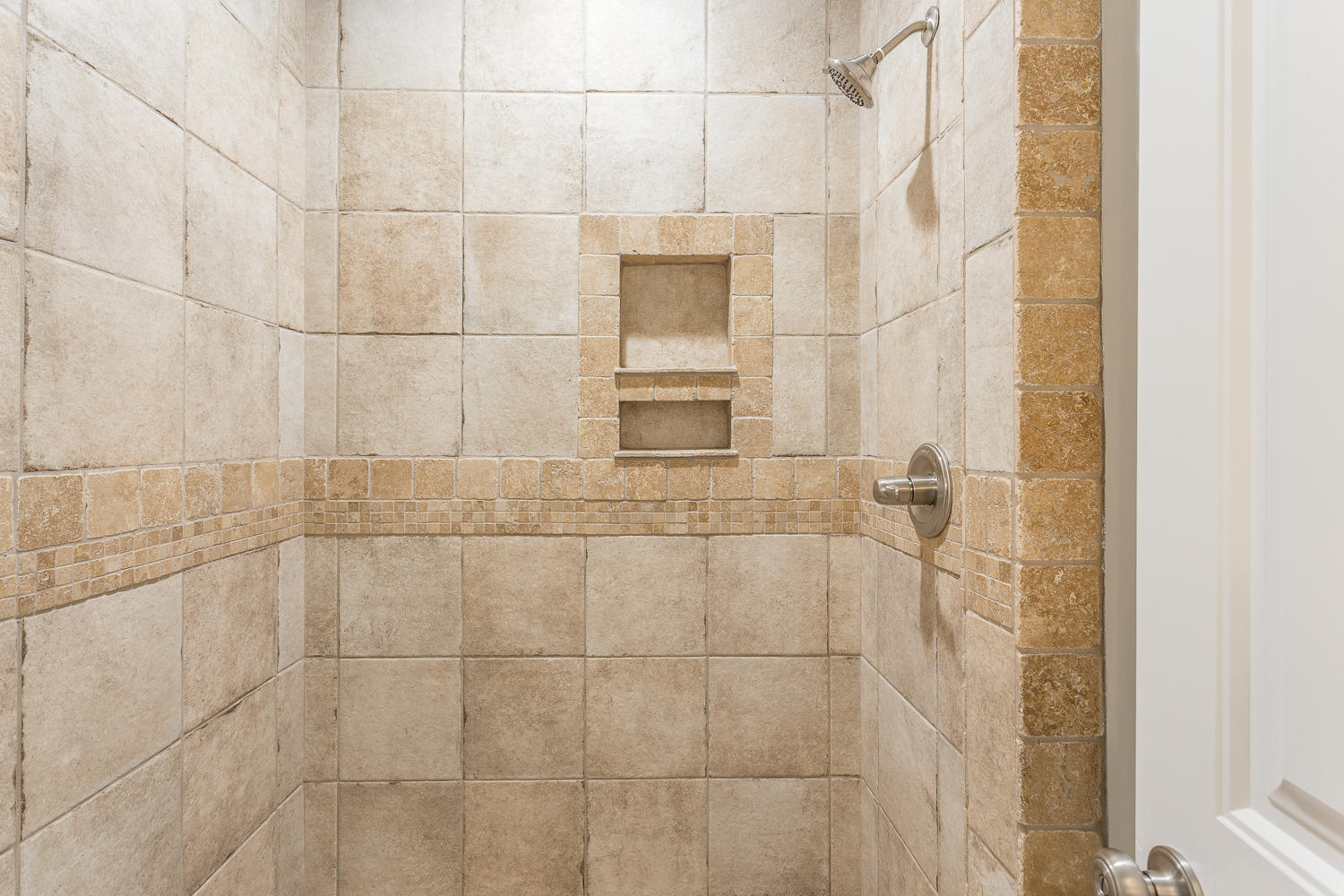 1081 Williams Road Summerville, GA 30747 - Photo 34 of 42 Master Bath